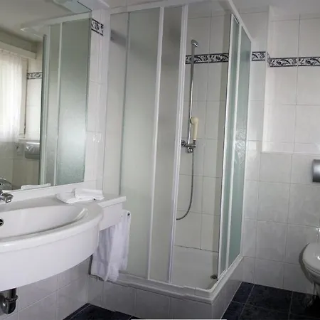 Hotel Alpha