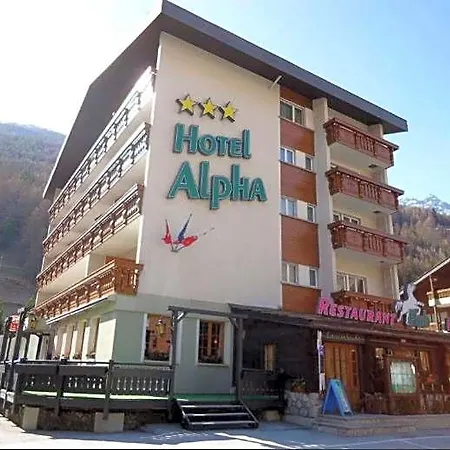 Alpha Hotel