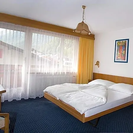 Alpha Hotel 3*