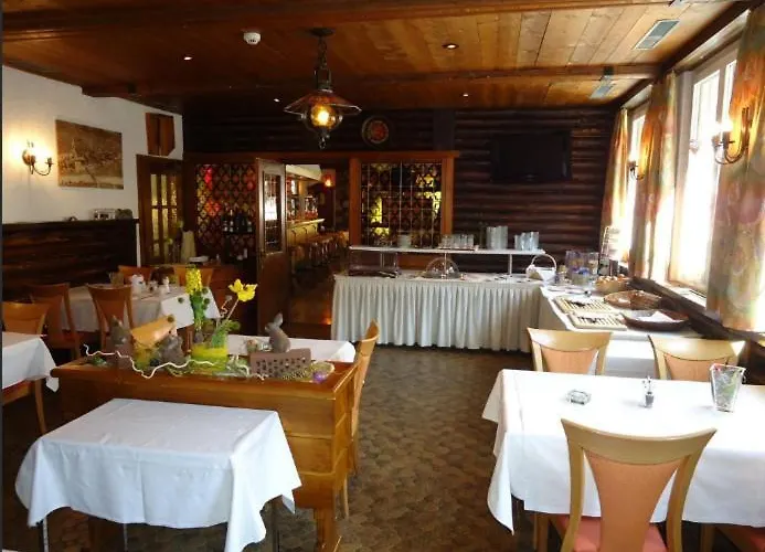 Szálloda Alpha Saas-Grund